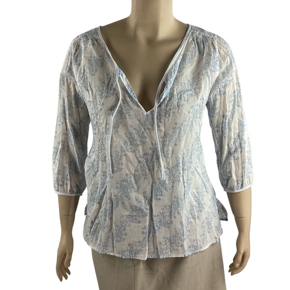 Eddie Bauer Tops - Eddie Bauer Blue White Floral Lightweight Cotton Blouse Size L
